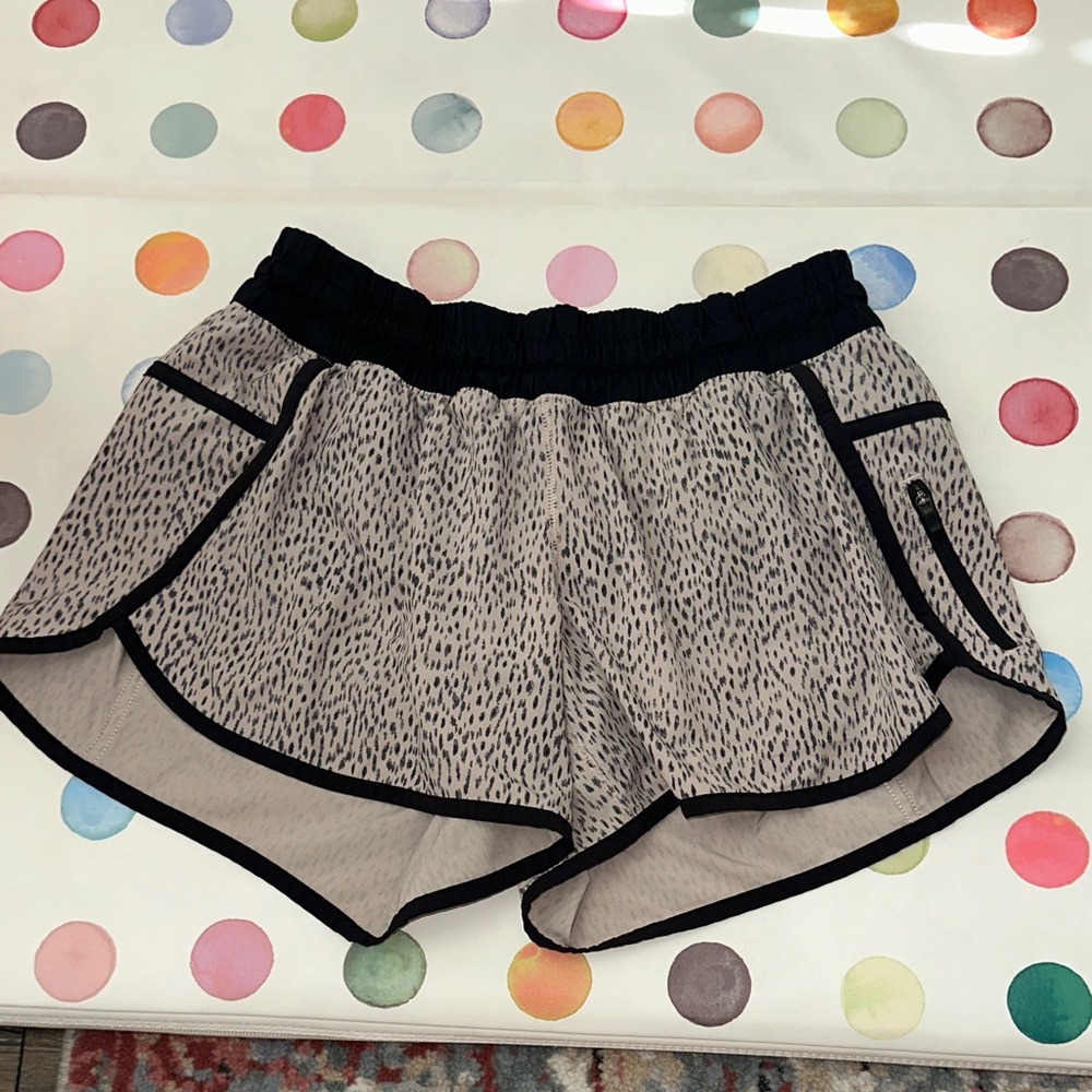 lululemon tracker Shorts